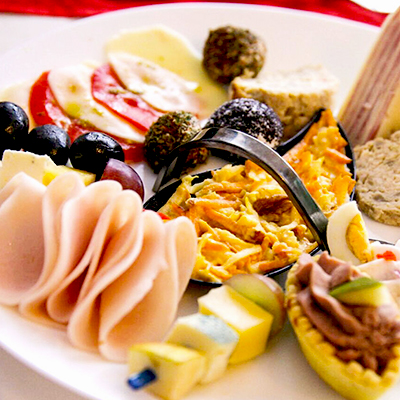 Catering Brasov | Servicii catering Brasov | Catalin Vargau | Servicii de catering Brasov | Meniul zilei Brasov | Comenzi meniul zilei brasov | Comenzi meniul zilei | Firma de catering Brasov | Restaurant Brasov | Livrare mancare la domiciliu Brasov | Catering evenimente Brasov | Catering meniuri evenimente | Catering afterschool Brasov | Catering scoli Brasov | Catering gradinite Brasov